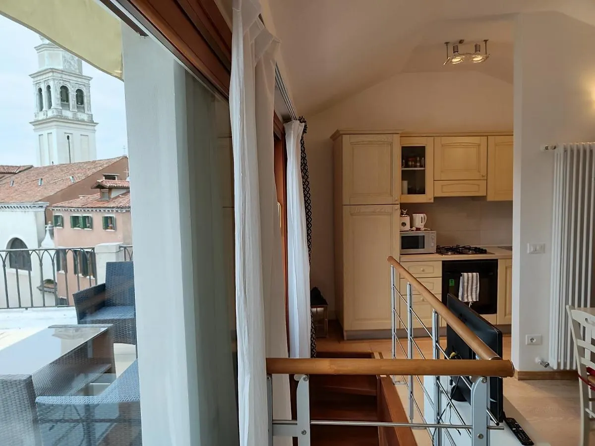 Venice Holiday Terrace Apartment